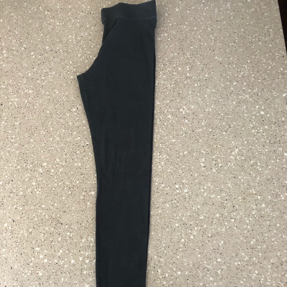 Size M. Forever 21. Dark Gray Leggings